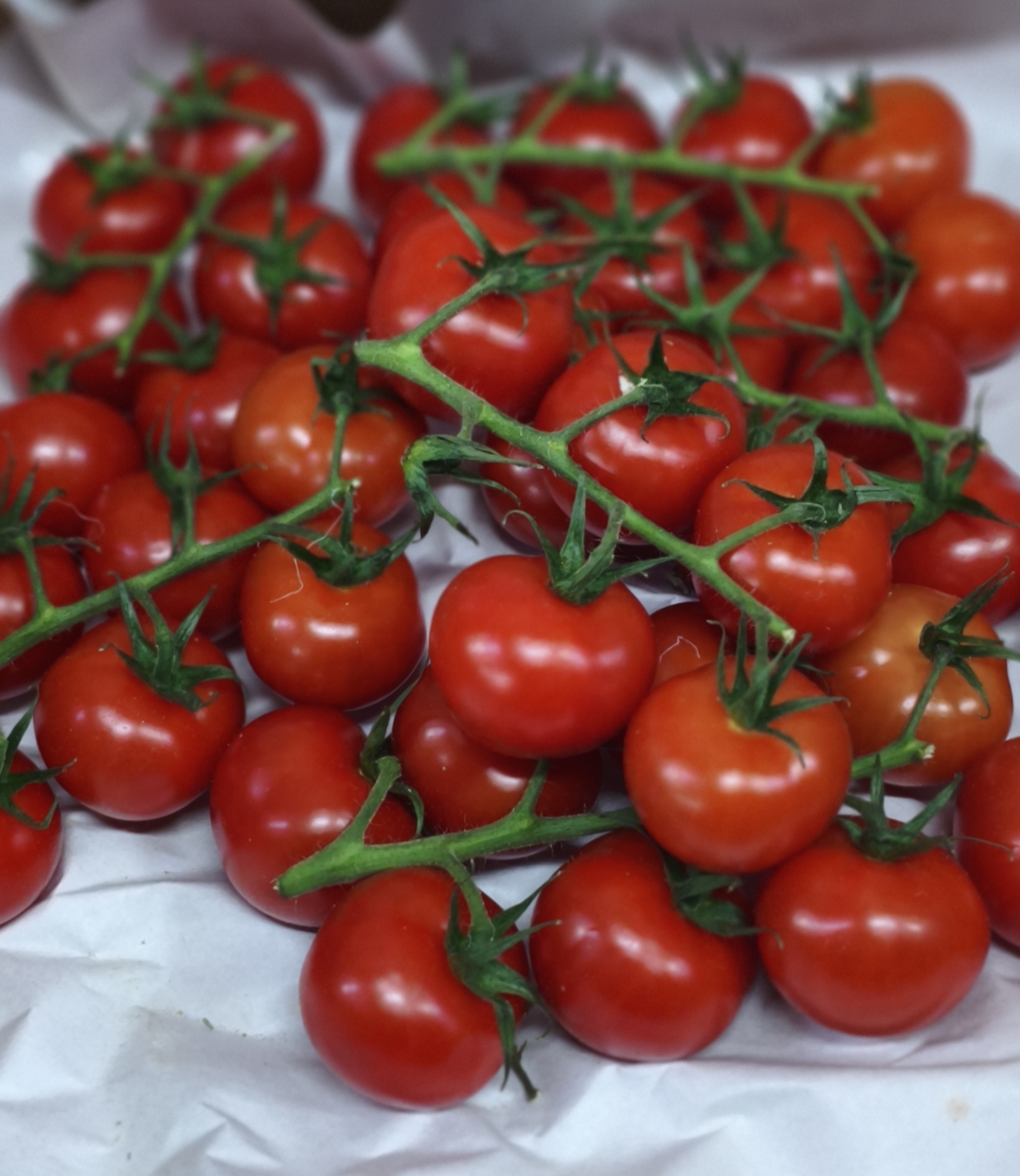 Черри на ветке мелкие. 300гр