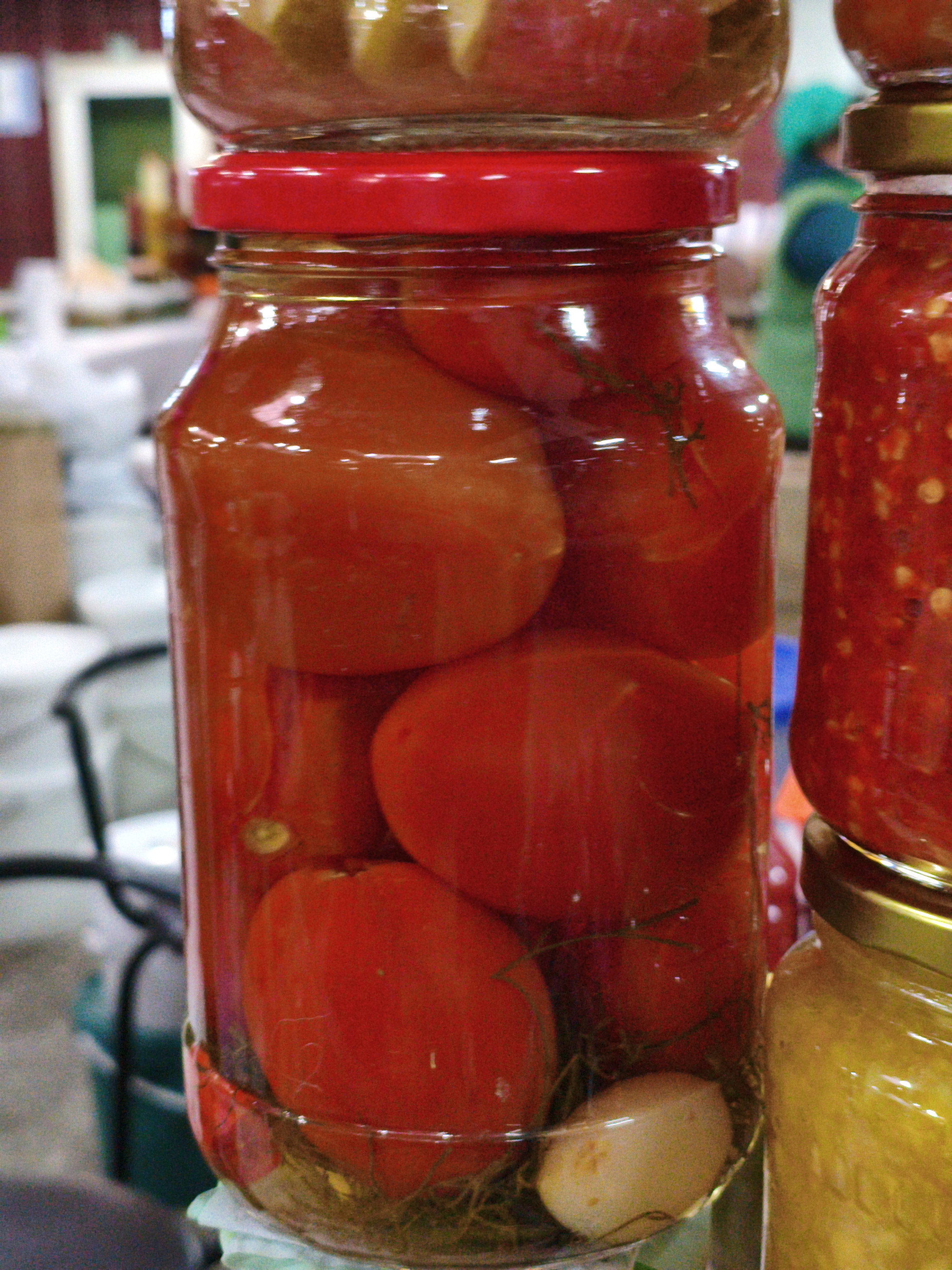 Помидоры маринованные 1л