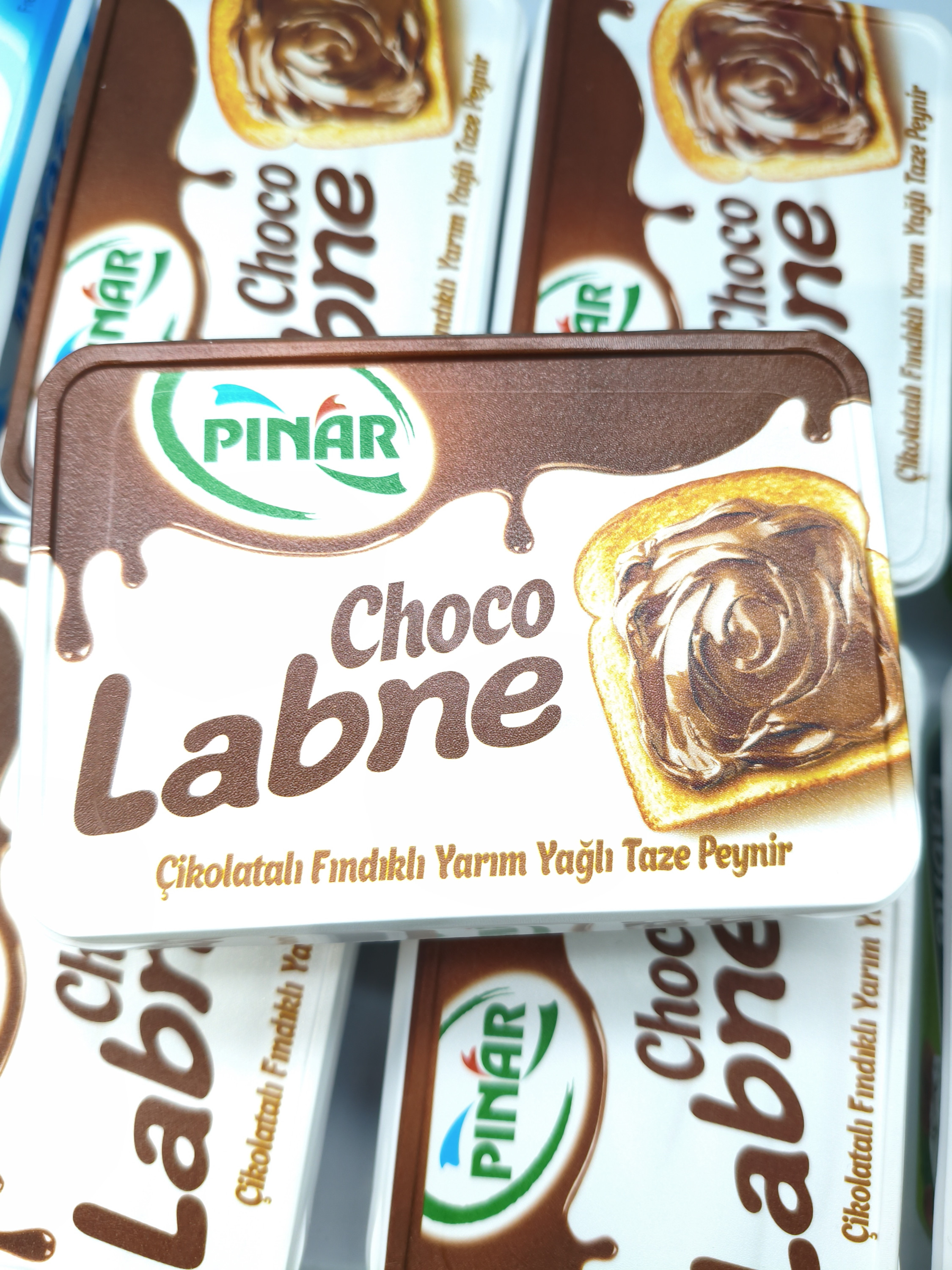Крем -сыр Pinar Choco Labne шоколадный. 180гр