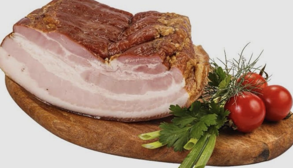 Свиная грудинка сырокопчёная. 300гр