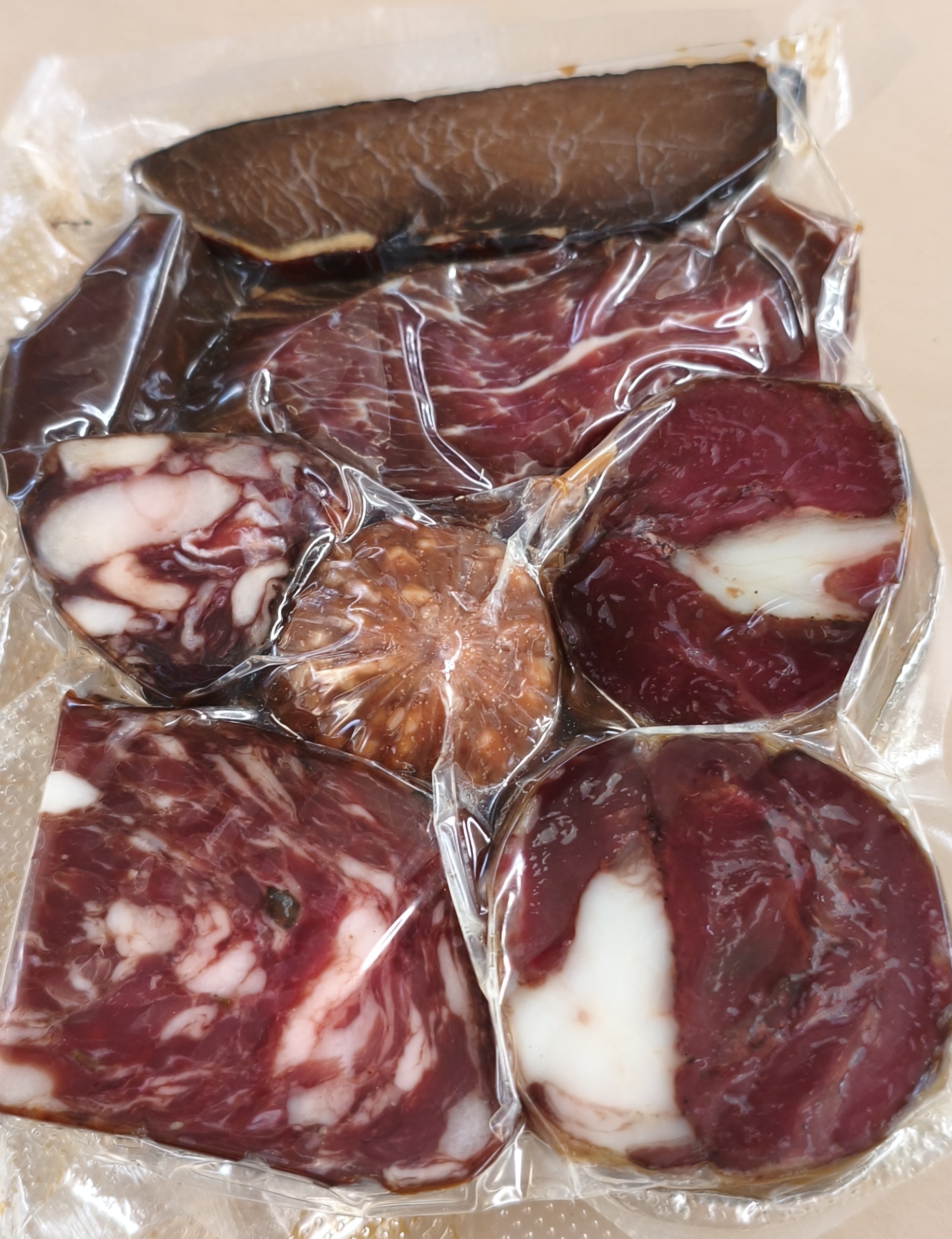 Сыровяленое мясо микс (конина). Уп.~500гр