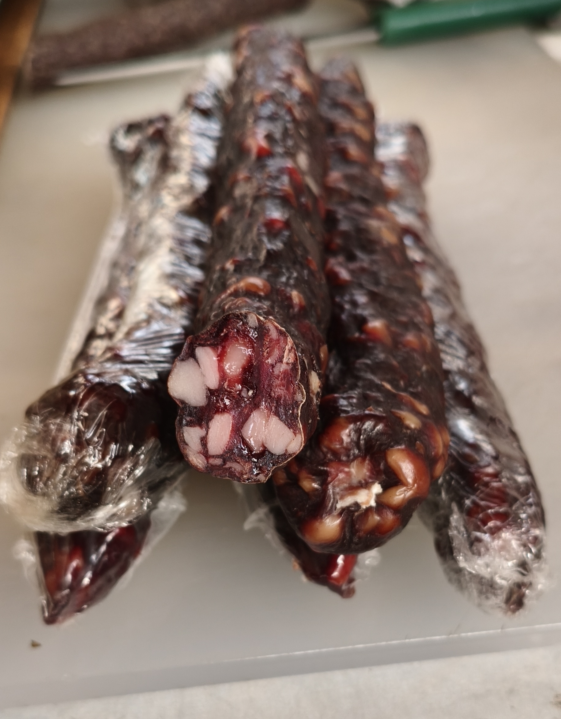 Колбаса Конская сыровяленая (крупный жир). 1шт~180-200гр