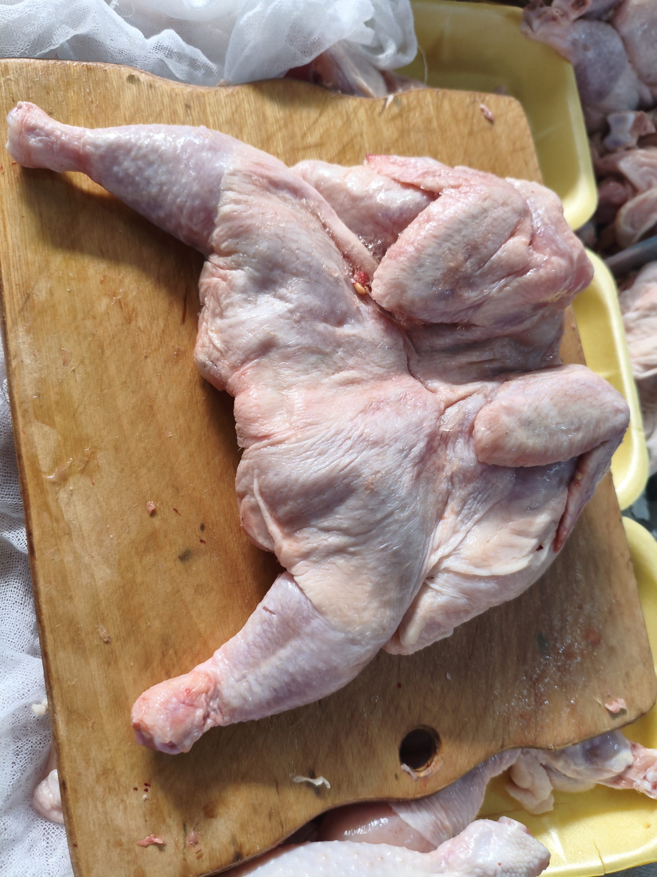 Цыпленок табака(фабрика) . Цена указана за 1кг