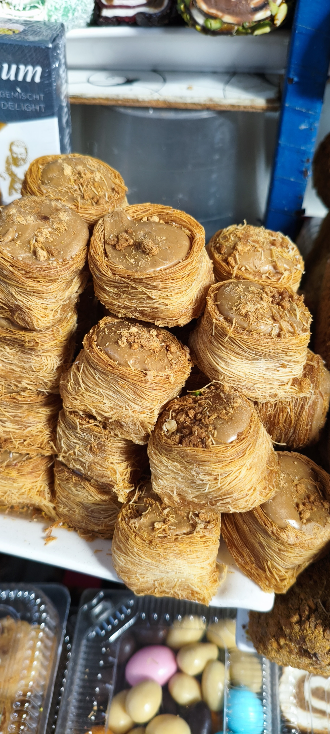 Дубайское пирожное . 1 шт ~30гр