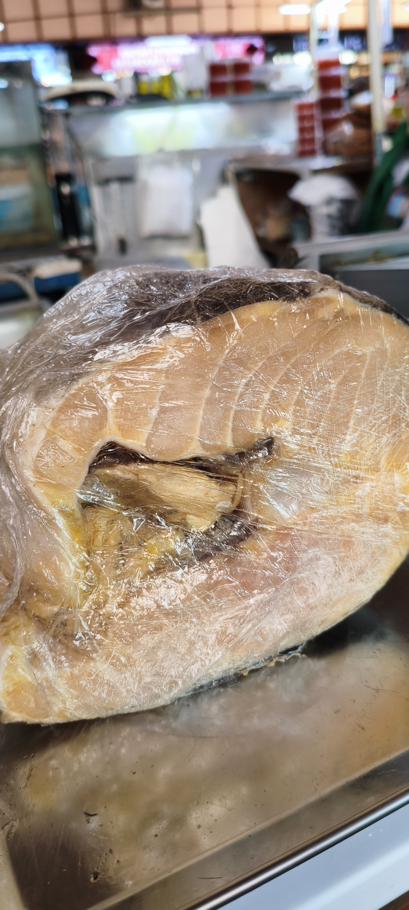 Осётр Атырау (свежезамороженный)) . Цена указана за 1кг