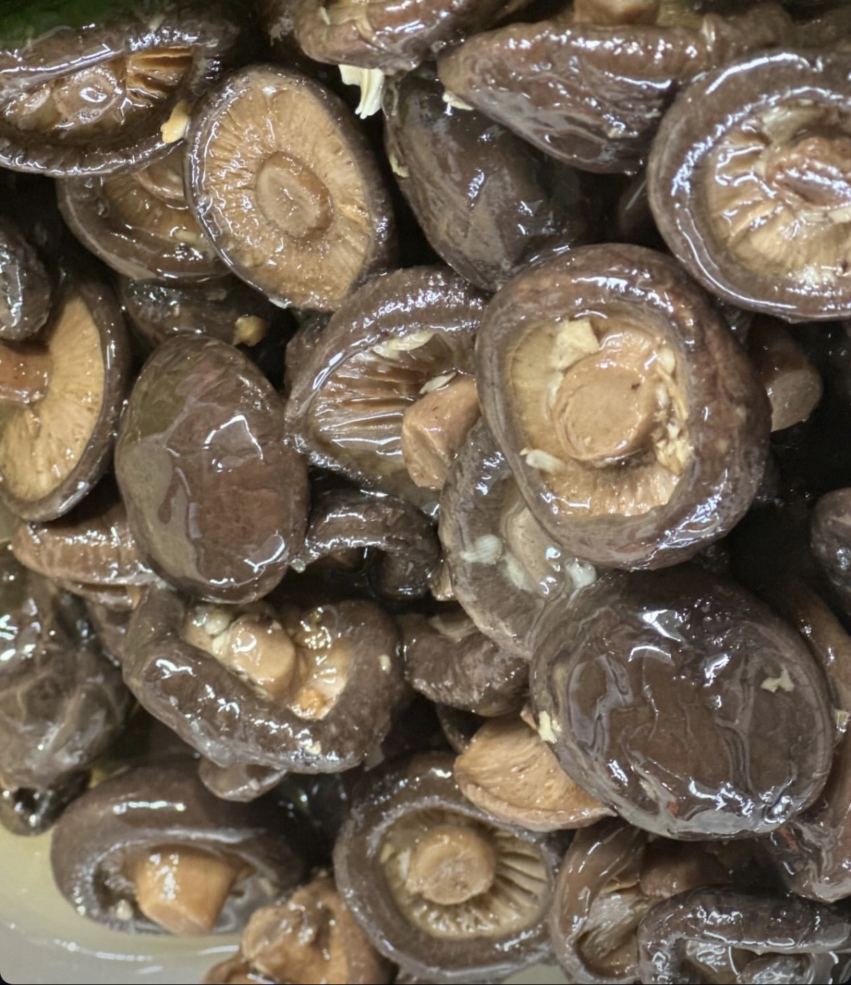 Салат шиитаки жареные по корейски. 250гр