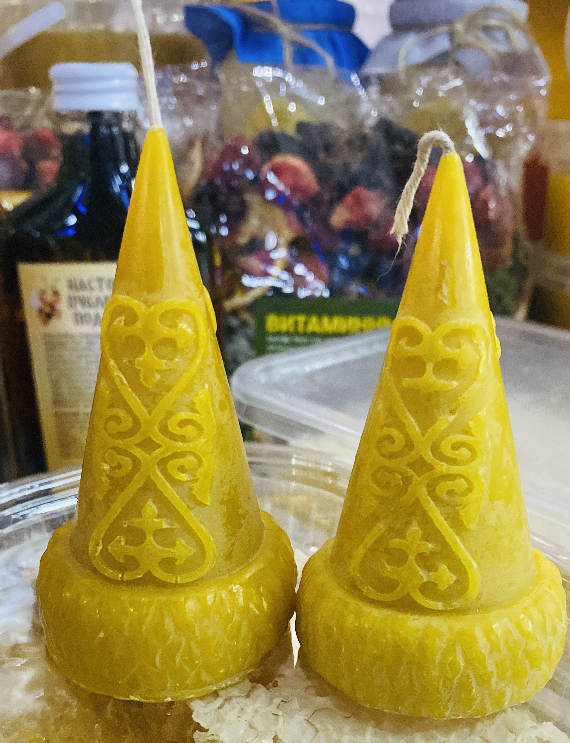 Свеча «Саукеле» из натурального воска