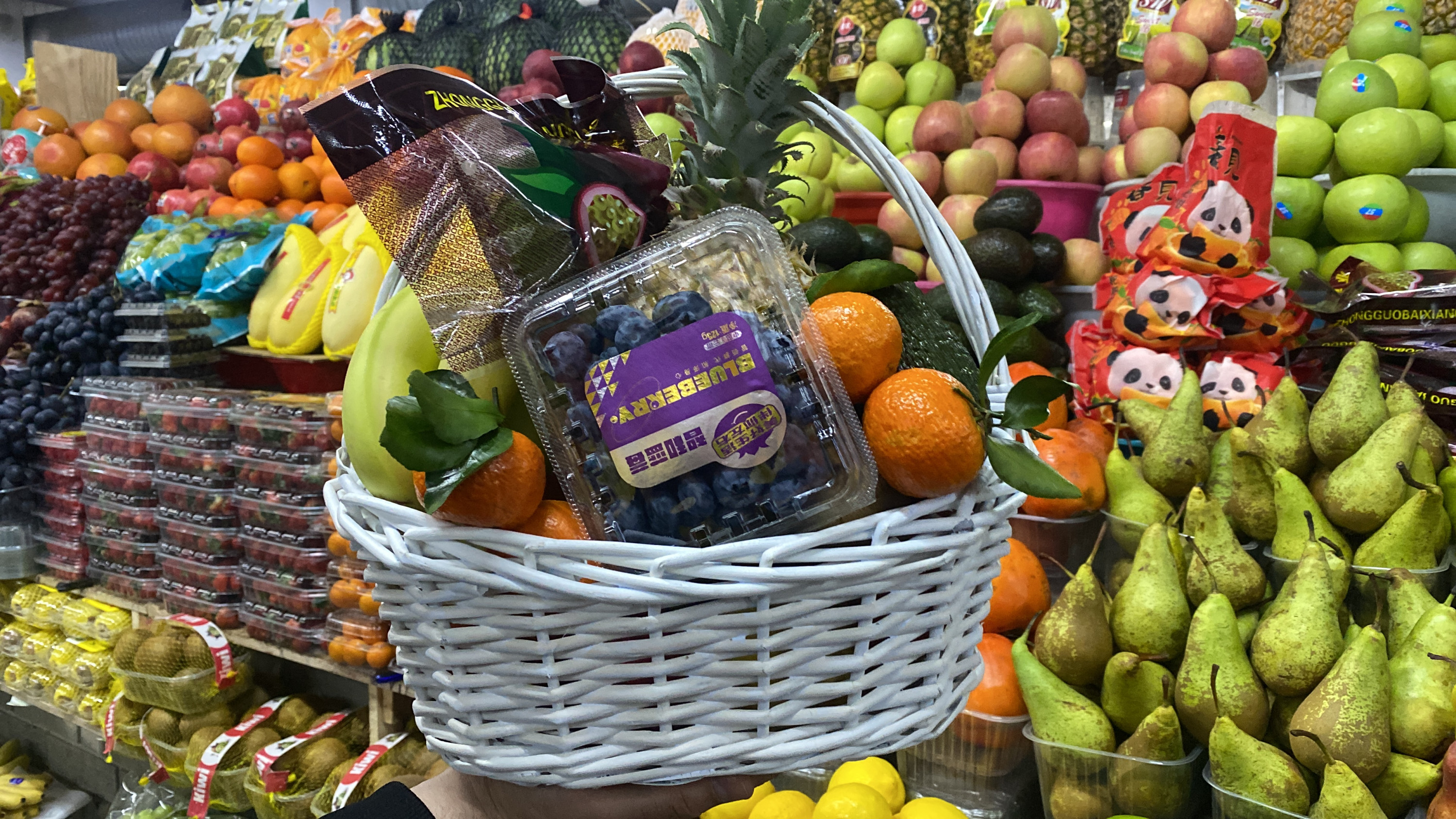 Подарочная корзина фруктовая 1.8-2.2кг