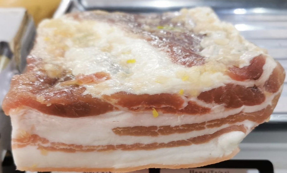 Сало маринованное . 300гр